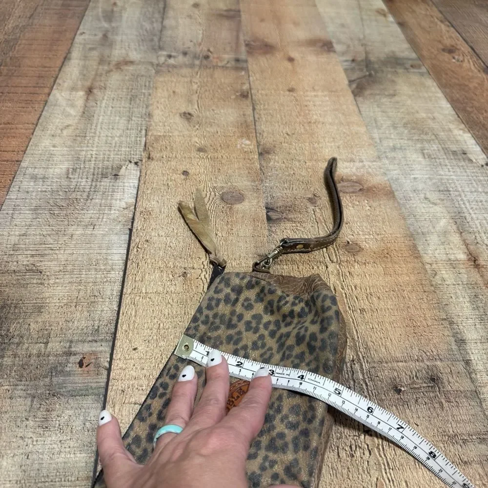 Double J Saddlery Brown Leopard Print Leather Make-up Pouch Has Flaw
